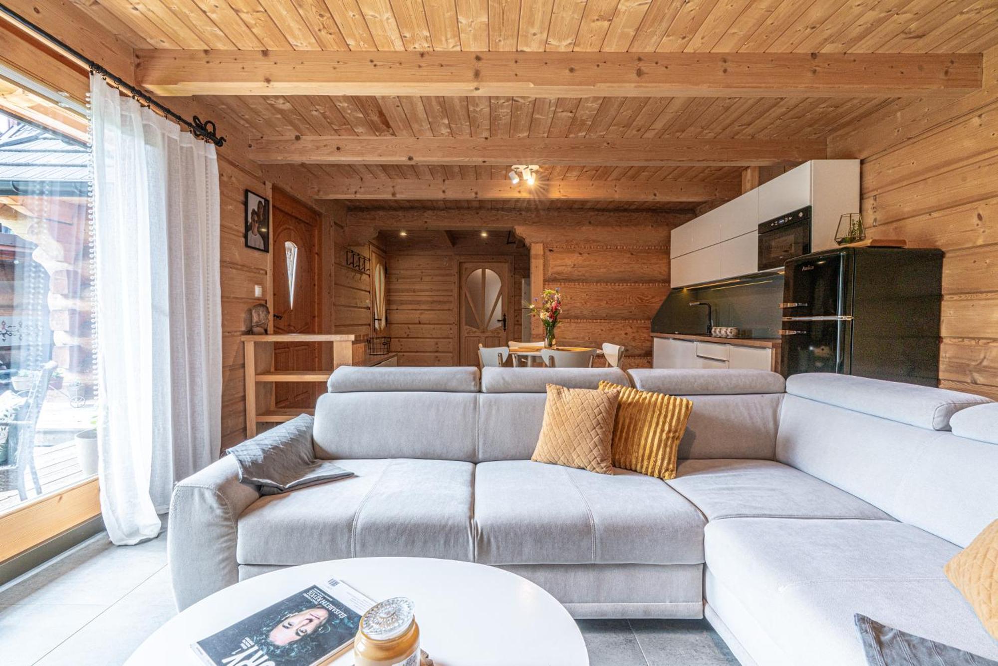 Baciarka-basen, Sauny I Jacuzzi