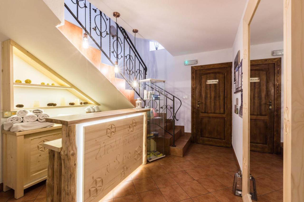 Baciarka-basen, Sauny I Jacuzzi Bed & Breakfast